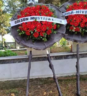 karasu çiçekçi cenaze çelenkleri