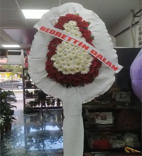 karasu çiçekçilik kutlama çelenkleri